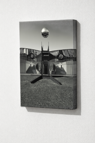 Futurystyczny Totem.png