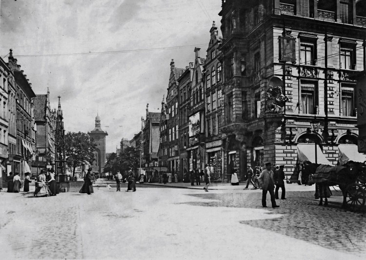 Wieczór na Starym Rynku2.jpg