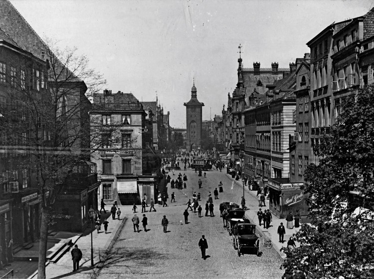 Gwarny Stary Rynek2.jpg