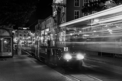 Świetliste ślady nocy1.jpg