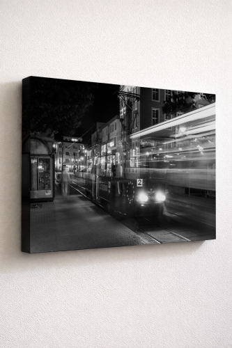 Świetliste ślady nocy.jpg